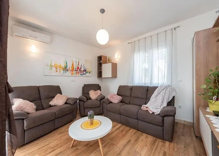 Ferienhaus House Ruza Privlaka (Zadar)